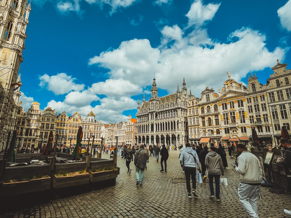 Brussels Travel Guide